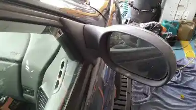 Véhicule à la ferraille renault laguna (b56) 1.9 dti diesel cat de l'année 1999 alimenté f9q f7