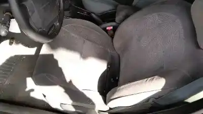 Véhicule à la ferraille renault laguna (b56) 1.9 dti diesel cat de l'année 1999 alimenté f9q f7