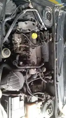 Véhicule à la ferraille renault laguna (b56) 1.9 dti diesel cat de l'année 1999 alimenté f9q f7