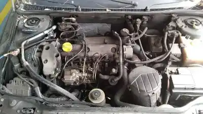 Véhicule à la ferraille renault laguna (b56) 1.9 dti diesel cat de l'année 1999 alimenté f9q f7
