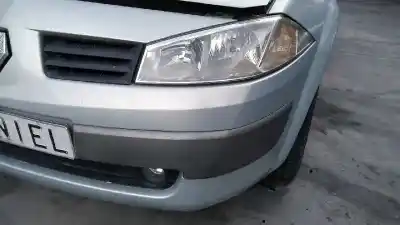 Veículo de Sucata renault megane ii sedán (lm0/1_) 1.9 dci (lm0g lm1g lm2c) do ano 2004 alimentado f9q b8