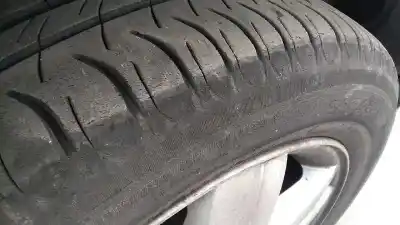 Veículo de Sucata renault megane ii sedán (lm0/1_) 1.9 dci (lm0g lm1g lm2c) do ano 2004 alimentado f9q b8