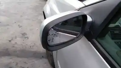 Veículo de Sucata renault megane ii sedán (lm0/1_) 1.9 dci (lm0g lm1g lm2c) do ano 2004 alimentado f9q b8