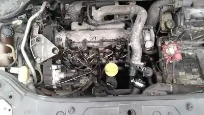 Veículo de Sucata renault megane ii sedán (lm0/1_) 1.9 dci (lm0g lm1g lm2c) do ano 2004 alimentado f9q b8