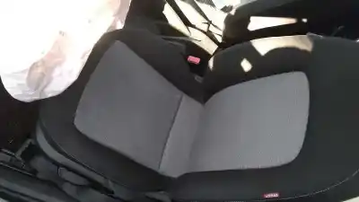 Здавання транспортного засобу seat ibiza (6j5) 1.2 tsi року 2015 потужний cbzb