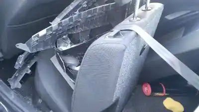 Здавання транспортного засобу seat ibiza (6j5) 1.2 tsi року 2015 потужний cbzb