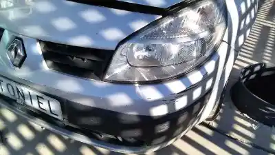 Sloopvoertuig renault scenic ii 1.9 dci diesel van het jaar 2005 aangedreven f9q d8