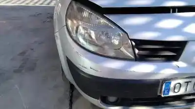 Sloopvoertuig renault scenic ii 1.9 dci diesel van het jaar 2005 aangedreven f9q d8