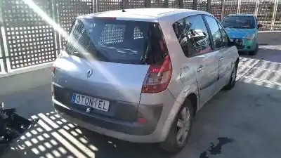 Sloopvoertuig renault scenic ii 1.9 dci diesel van het jaar 2005 aangedreven f9q d8