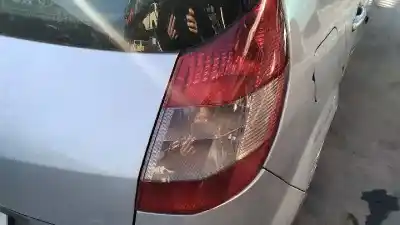 Sloopvoertuig renault scenic ii 1.9 dci diesel van het jaar 2005 aangedreven f9q d8