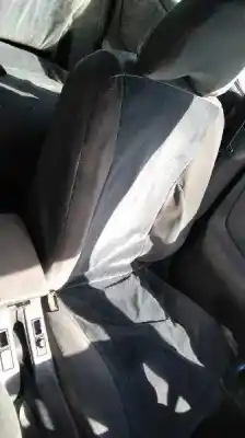 Véhicule à la ferraille nissan primera berlina (p11) 2.0 navigation de l'année 1999 alimenté cd20