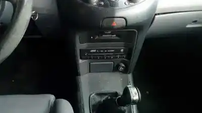Veículo de Sucata nissan primera berlina (p12) 1.6 cat do ano 2002 alimentado qg16