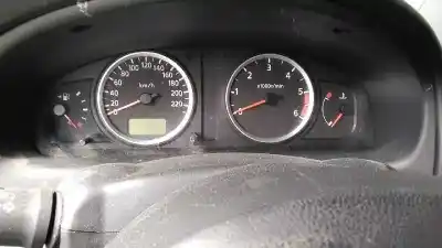 Vehicul casat nissan almera (n16/e) line up al anului 2004 alimentat yd22