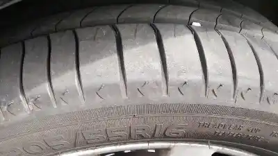 Vehicul casat nissan almera (n16/e) line up al anului 2004 alimentat yd22