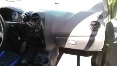 Sloopvoertuig daewoo matiz cd van het jaar 2002 aangedreven f8cv
