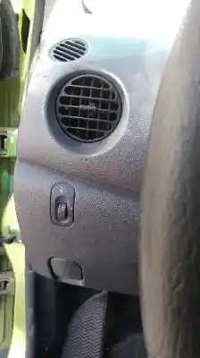 Sloopvoertuig daewoo matiz cd van het jaar 2002 aangedreven f8cv