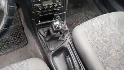 Sloopvoertuig ford mondeo berlina (gd) 1.8 turbodiesel cat van het jaar 1997 aangedreven rfn