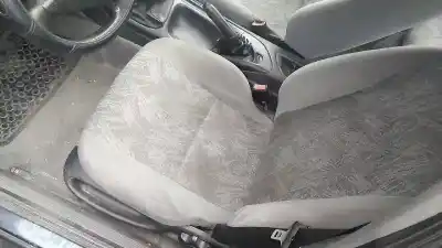 Sloopvoertuig ford mondeo berlina (gd) 1.8 turbodiesel cat van het jaar 1997 aangedreven rfn