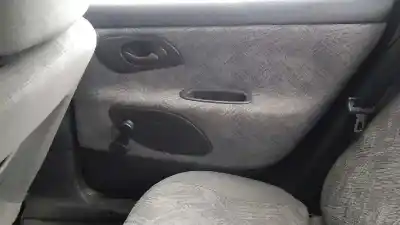 Sloopvoertuig ford mondeo berlina (gd) 1.8 turbodiesel cat van het jaar 1997 aangedreven rfn