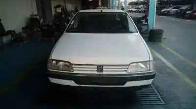 Véhicule à la ferraille peugeot 405 berlina embassy d de l'année 1994 alimenté d9b