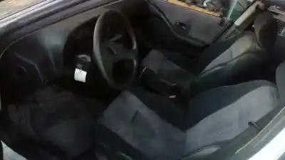 Véhicule à la ferraille peugeot 405 berlina embassy d de l'année 1994 alimenté d9b