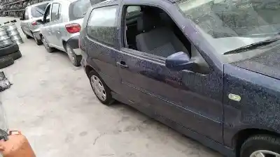 Véhicule à la ferraille volkswagen polo berlina (6n2) trendline de l'année 2000 alimenté amf