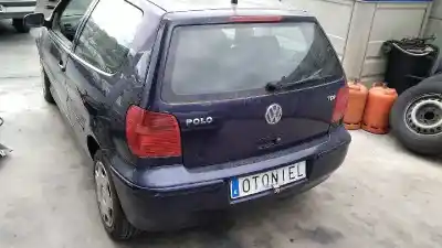 Véhicule à la ferraille volkswagen polo berlina (6n2) trendline de l'année 2000 alimenté amf