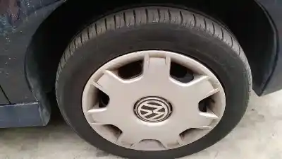 Véhicule à la ferraille volkswagen polo berlina (6n2) trendline de l'année 2000 alimenté amf