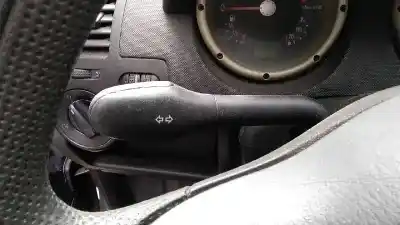 Véhicule à la ferraille volkswagen polo berlina (6n2) trendline de l'année 2000 alimenté amf