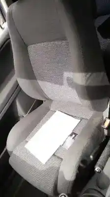 Véhicule à la ferraille volkswagen polo berlina (6n2) trendline de l'année 2000 alimenté amf