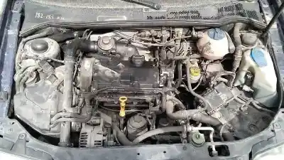 Véhicule à la ferraille volkswagen polo berlina (6n2) trendline de l'année 2000 alimenté amf