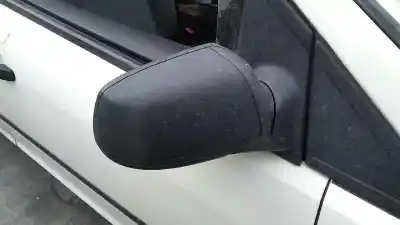 Здавання транспортного засобу ford focus c-max (cap) ghia (d) року 2006 потужний kkda
