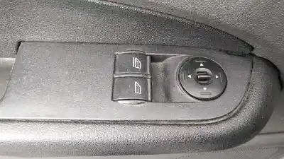 Здавання транспортного засобу ford focus c-max (cap) ghia (d) року 2006 потужний kkda