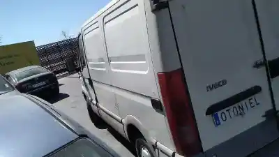 Здавання транспортного засобу iveco daily caja cerrada (1999 =>) 29 - l 9 caja cerrada року 2000 потужний 614063