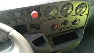 Здавання транспортного засобу iveco daily caja cerrada (1999 =>) 29 - l 9 caja cerrada року 2000 потужний 614063