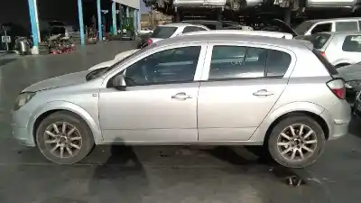 Здавання транспортного засобу opel astra h berlina 1.7 16v cdti року 2005 потужний z17dth