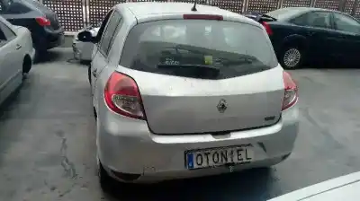 Здавання транспортного засобу RENAULT CLIO III (BR0/1, CR0/1) 1.2 16V (BR02 BR0J BR11 CR02 CR0J CR11) року 2013 потужний D4F D7
