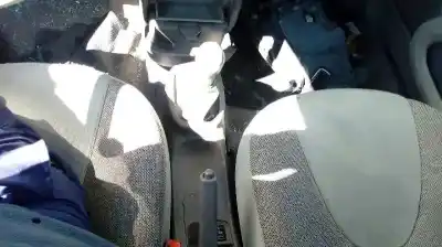 Vehicul casat nissan micra (k12e) acenta al anului 2005 alimentat k9k