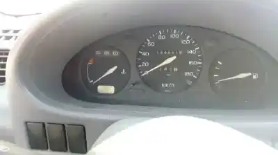 Здавання транспортного засобу nissan micra (k11) básico (k11) року 1994 потужний cg10