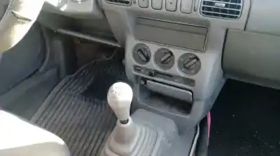 Здавання транспортного засобу nissan micra (k11) básico (k11) року 1994 потужний cg10