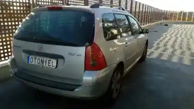 Véhicule à la ferraille peugeot 307 break / sw (s1) sw de l'année 2004 alimenté rhs