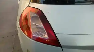 Veículo de Sucata renault megane ii sedán (lm0/1_) 1.9 dci (lm0g lm1g lm2c) do ano 2003 alimentado f9q b8