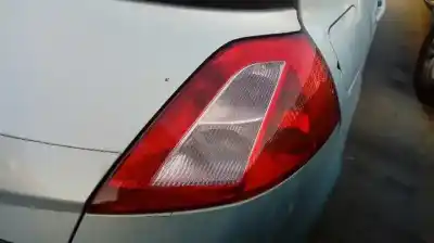 Veículo de Sucata renault megane ii sedán (lm0/1_) 1.9 dci (lm0g lm1g lm2c) do ano 2003 alimentado f9q b8