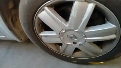 Veículo de Sucata renault megane ii sedán (lm0/1_) 1.9 dci (lm0g lm1g lm2c) do ano 2003 alimentado f9q b8