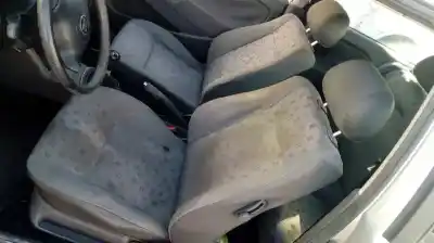 Vehicul casat seat ibiza (6k1) stella al anului 2000 alimentat agp