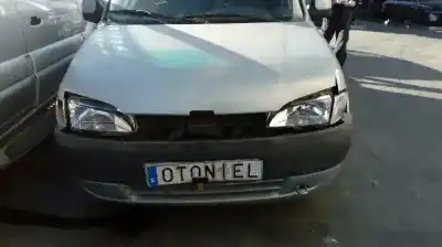 Здавання транспортного засобу peugeot partner (s2) combi plus року 2002 потужний rhy