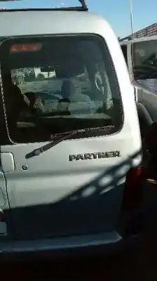 Здавання транспортного засобу peugeot partner (s2) combi plus року 2002 потужний rhy