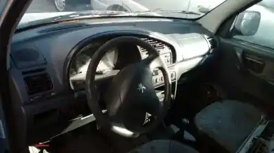 Здавання транспортного засобу peugeot partner (s2) combi plus року 2002 потужний rhy