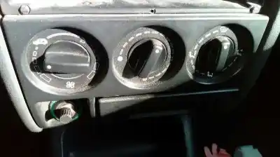 Здавання транспортного засобу peugeot partner (s2) combi plus року 2002 потужний rhy