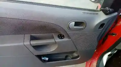 Veículo de Sucata ford fiesta (cbk) 1.6 16v cat do ano 2003 alimentado fyja